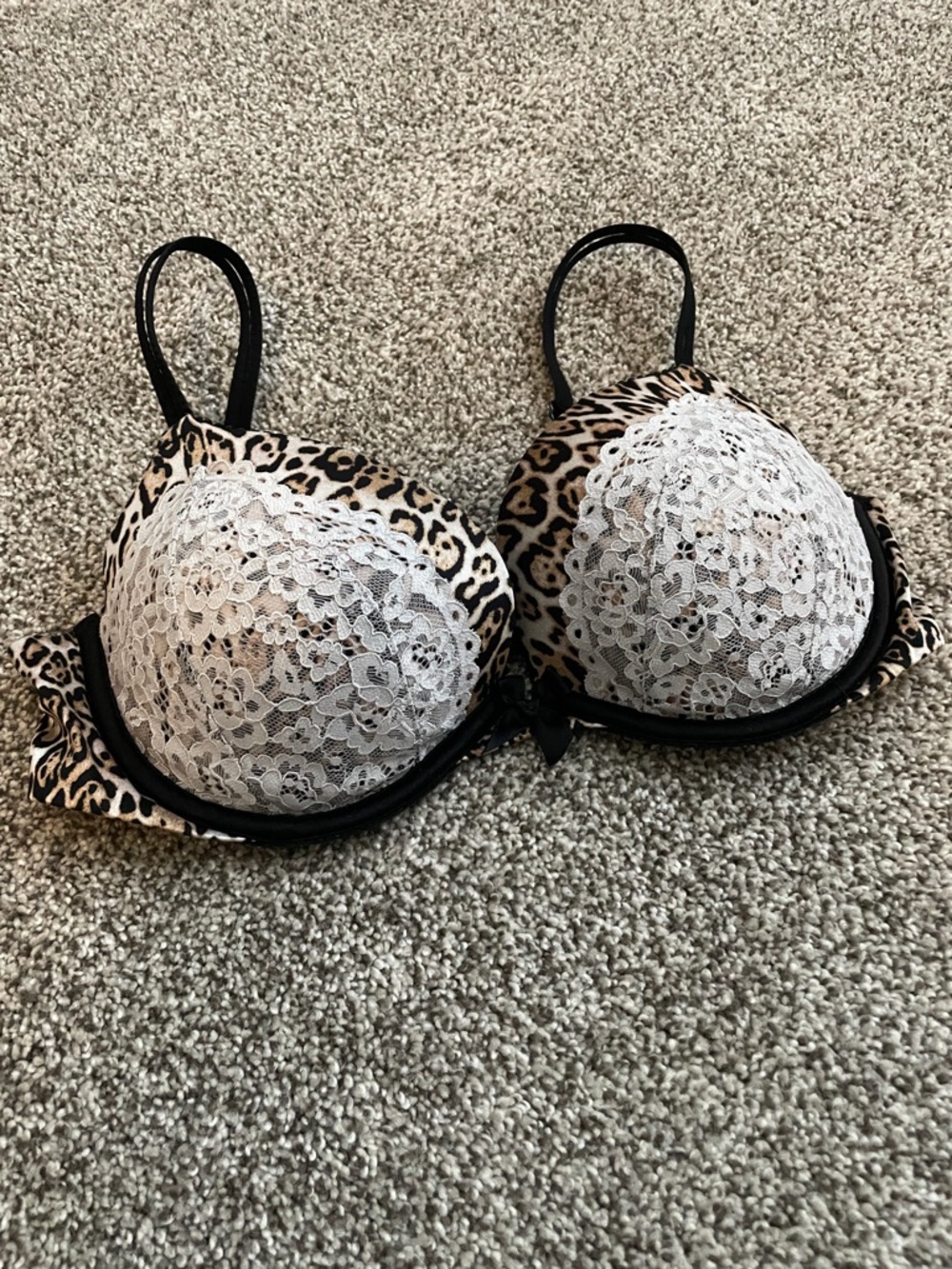 Victoria's Secret Leopard Print Lace Push-Up Bra - Beige & Black